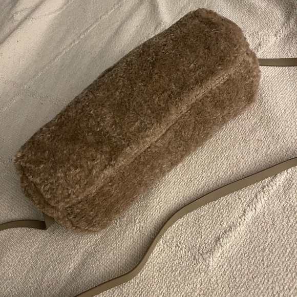 Vince Camuto Issey Faux Sherpa- Genuine leather trim Crossbody Bag-Taupe - Picture 4 of 13